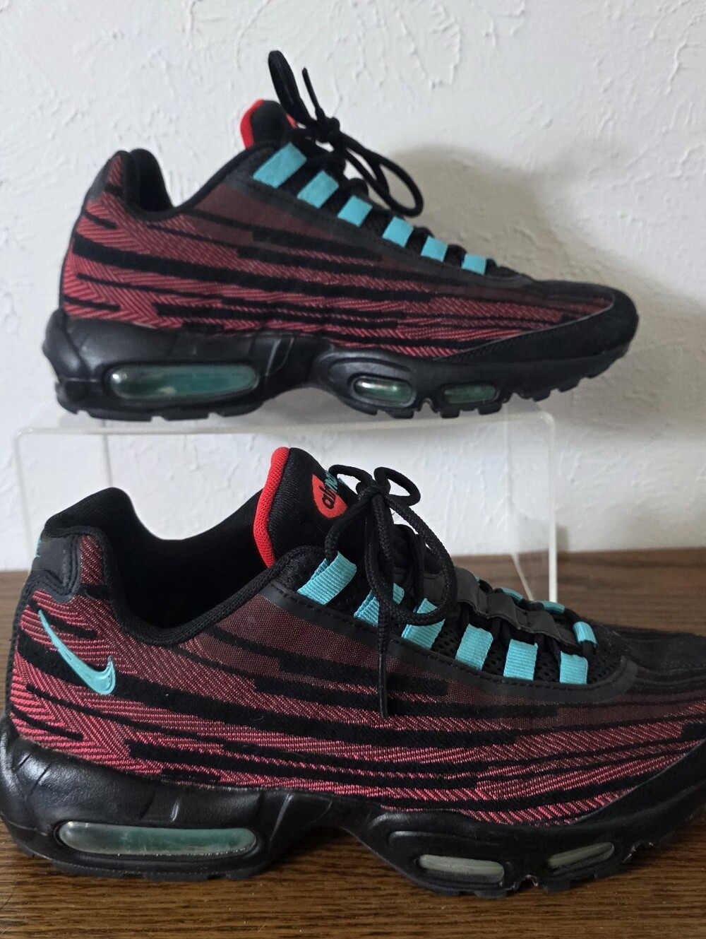Nike Air Max 95 JCRD Jacquard Hyper Punch Men's Size 8.5 Black Red 644793-601